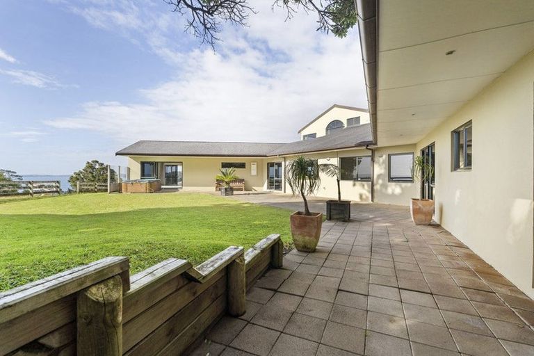 Photo of property in 987 Hibiscus Coast Highway, Waiwera, Orewa, 0994