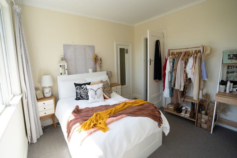 Photo of property in 8a Wharfe Street, South Hill, Oamaru, 9400