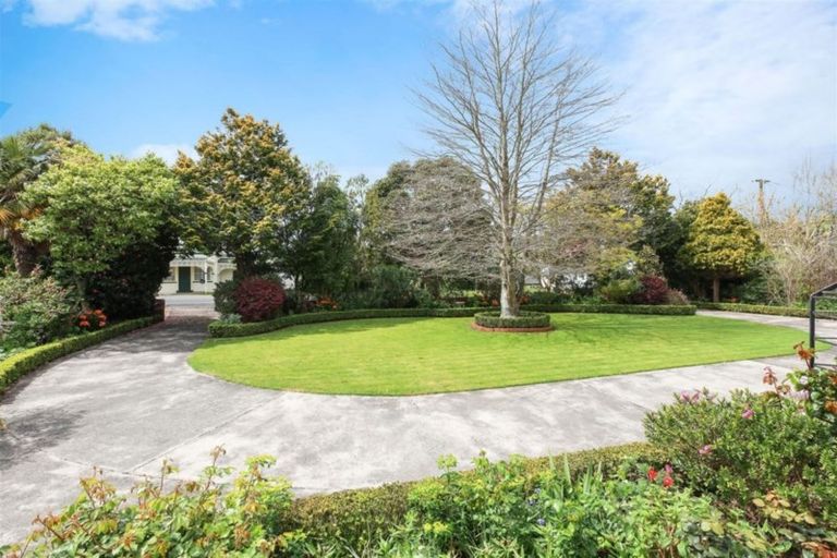 Photo of property in 8853 Paeroa Kopu Road, Puriri, Thames, 3578