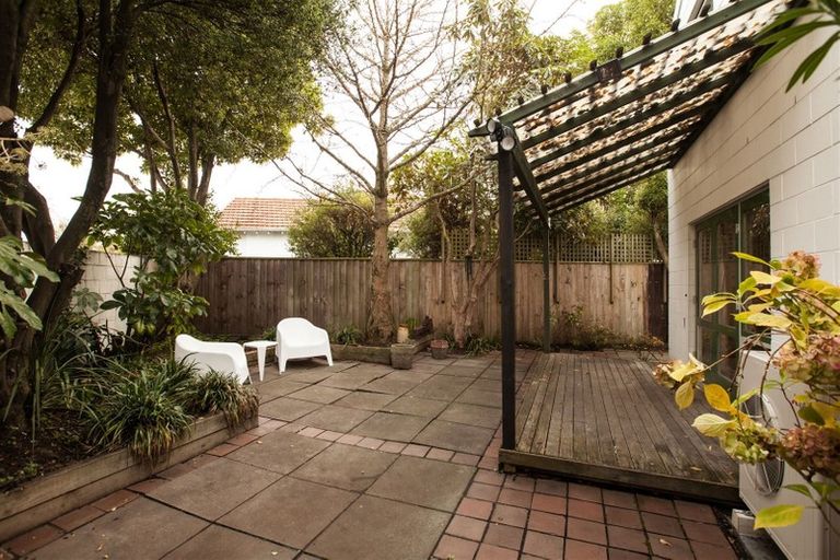 Photo of property in 1/16 Rossall Street, Merivale, Christchurch, 8014