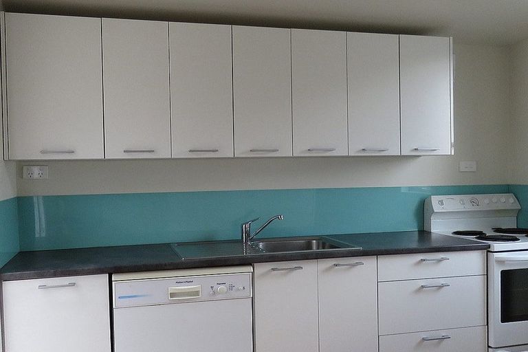 Photo of property in 2/33 Radley Street, Woolston, Christchurch, 8023