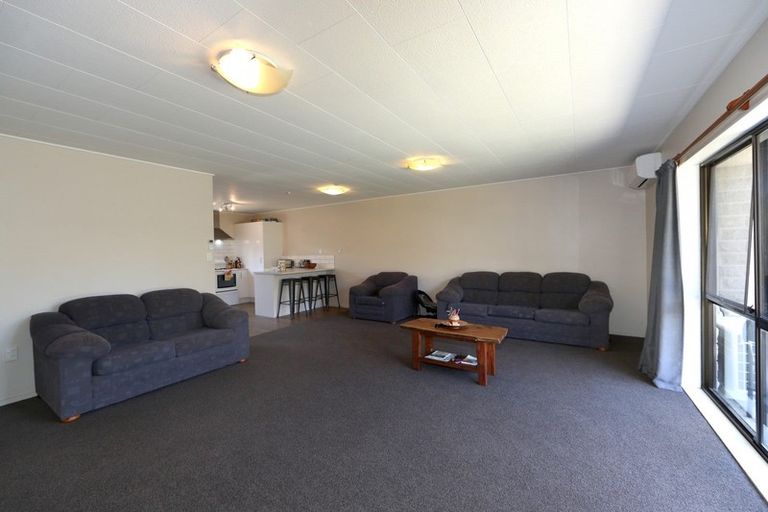 Photo of property in 2/903 Ellison Road, Parkvale, Hastings, 4122