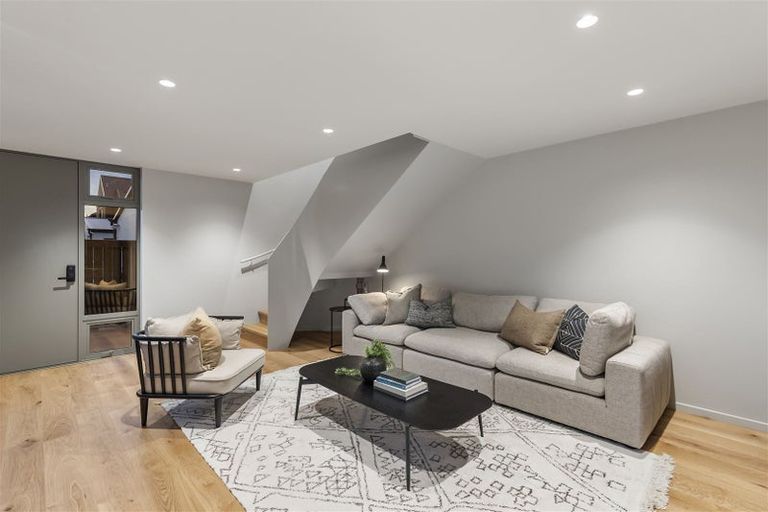 Photo of property in 29b Tonbridge Street, Merivale, Christchurch, 8014