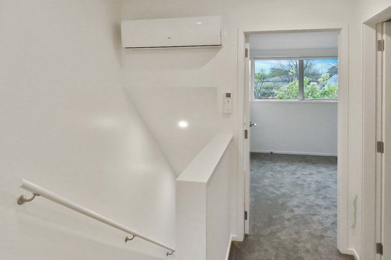 Photo of property in 4/29 Waiwhetu Road, Waiwhetu, Lower Hutt, 5010