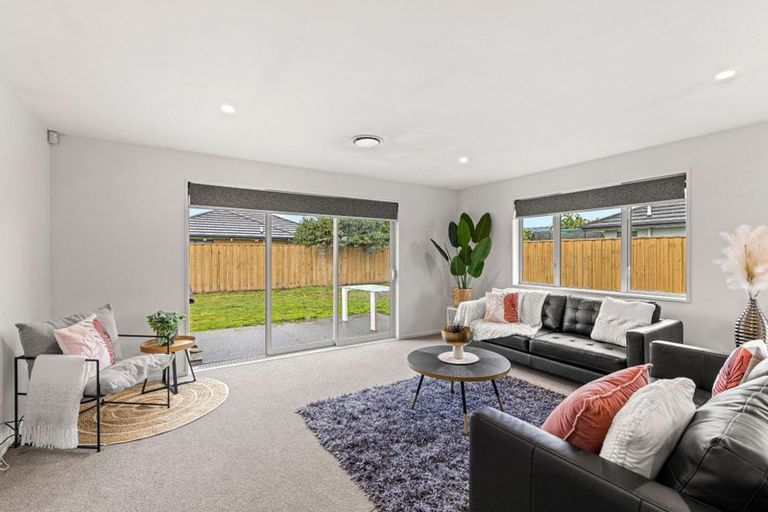 Photo of property in 6 Longcot Drive, Rolleston, 7615