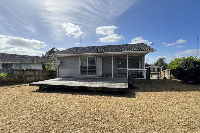 Photo of property in 8 Kopi Place, Massey, Auckland, 0614