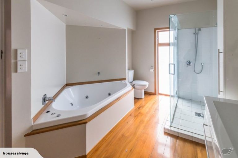 Photo of property in 3 Queen Street, Coalgate, 7673