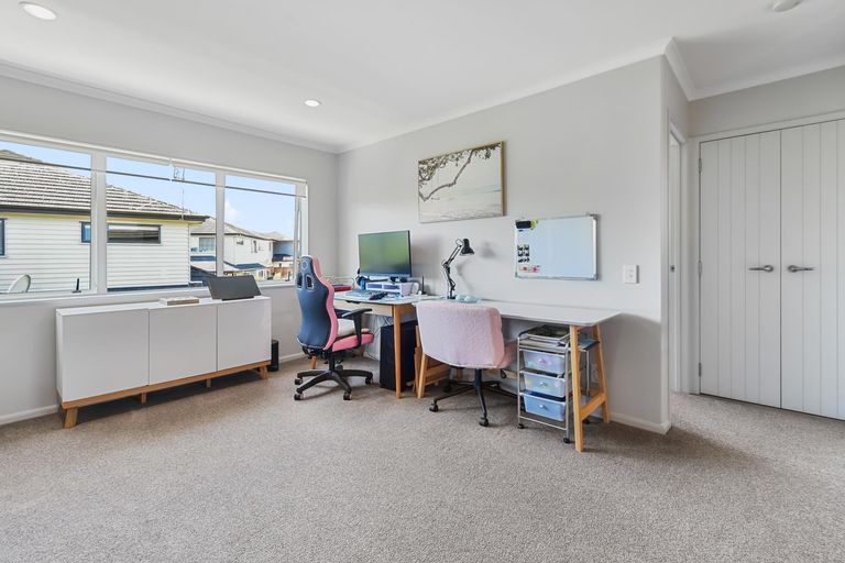 Photo of property in 10 Bayvista Drive, Karaka, Papakura, 2113