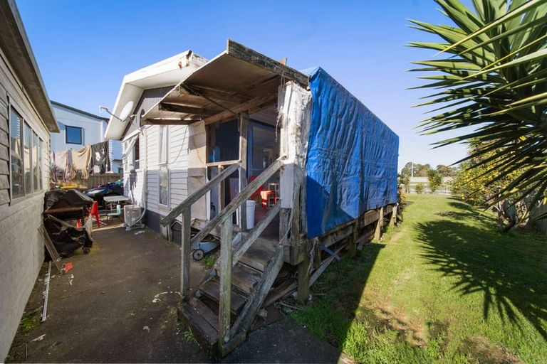 Photo of property in 22 Watchfield Close, Mangere, Auckland, 2022