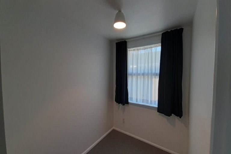 Photo of property in 2/38 North Avon Road, Richmond, Christchurch, 8013