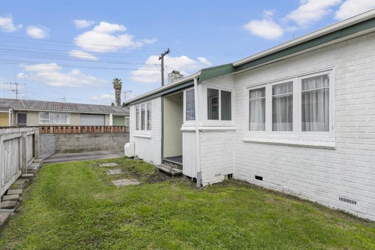 Photo of property in 37a Livingstone Avenue, Nawton, Hamilton, 3200