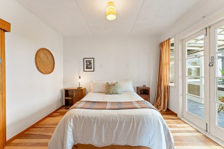 Photo of property in 6 Tainui Street, Castlecliff, Whanganui, 4501