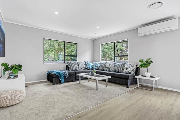 Photo of property in 3/16 Pine Street, New Lynn, Auckland, 0600