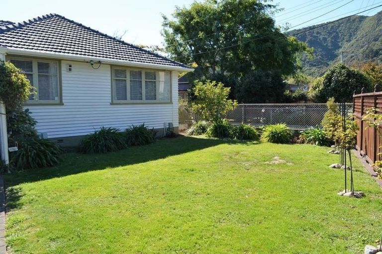 Photo of property in 153 Riverside Drive, Waiwhetu, Lower Hutt, 5010