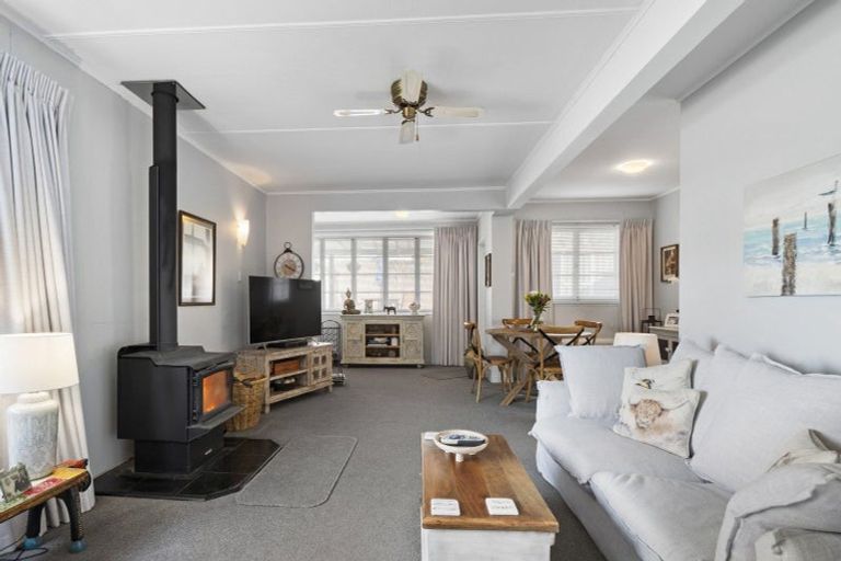 Photo of property in 42 Kiwi Road, Taihape, 4720