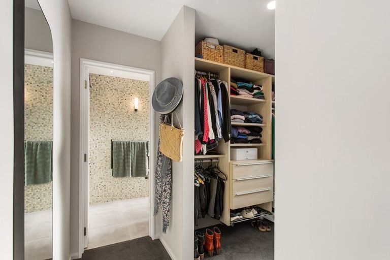 Photo of property in 28 Highcrest Heights, Westmorland, Christchurch, 8025