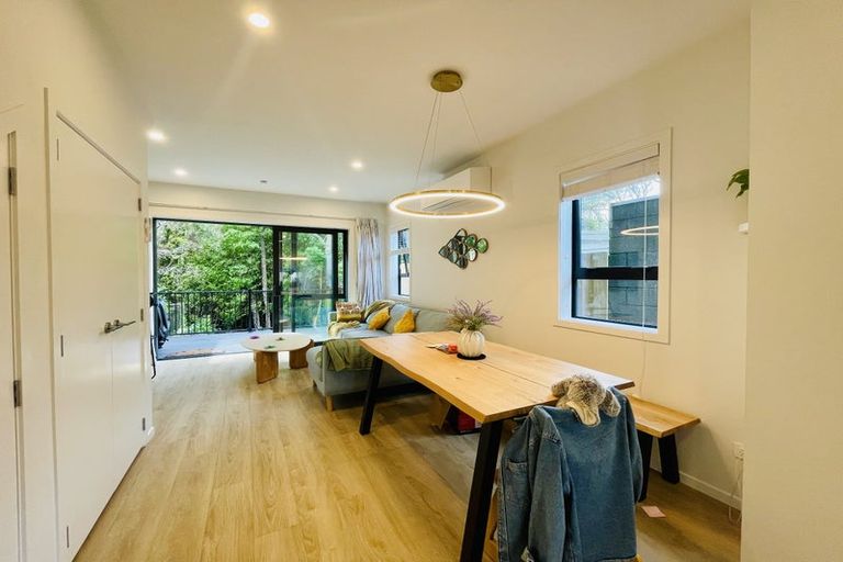 Photo of property in 6/18d Oxford Street, Tawa, Wellington, 5028