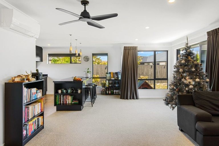 Photo of property in 11 Donne Street, Marshland, Christchurch, 8083