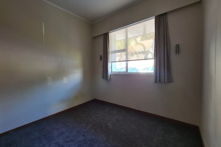 Photo of property in 11a Manse Street, Regent, Whangarei, 0112