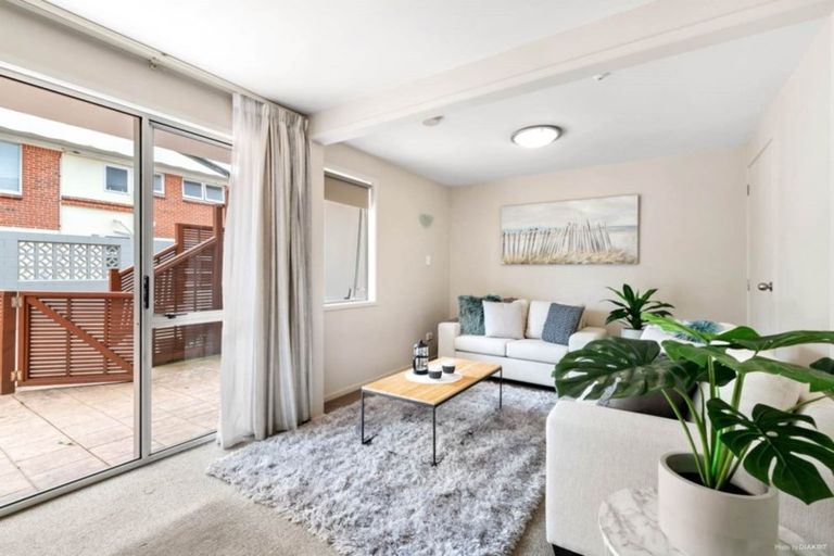 Photo of property in 1/416 Hibiscus Coast Highway, Orewa, 0931