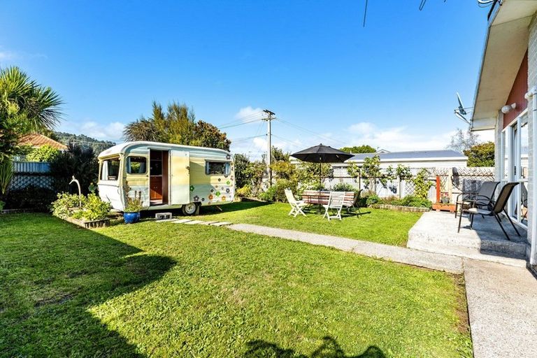 Photo of property in 13a Bentinck Street, Wallaceville, Upper Hutt, 5018