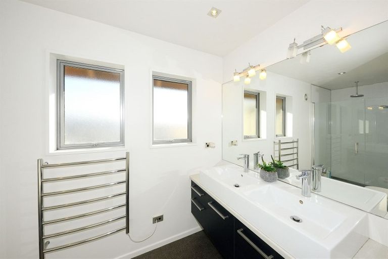 Photo of property in 69 Westpark Drive, Burnside, Christchurch, 8053