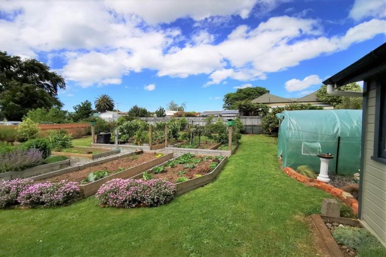 Photo of property in 42 Thyra Street, Dannevirke, 4930