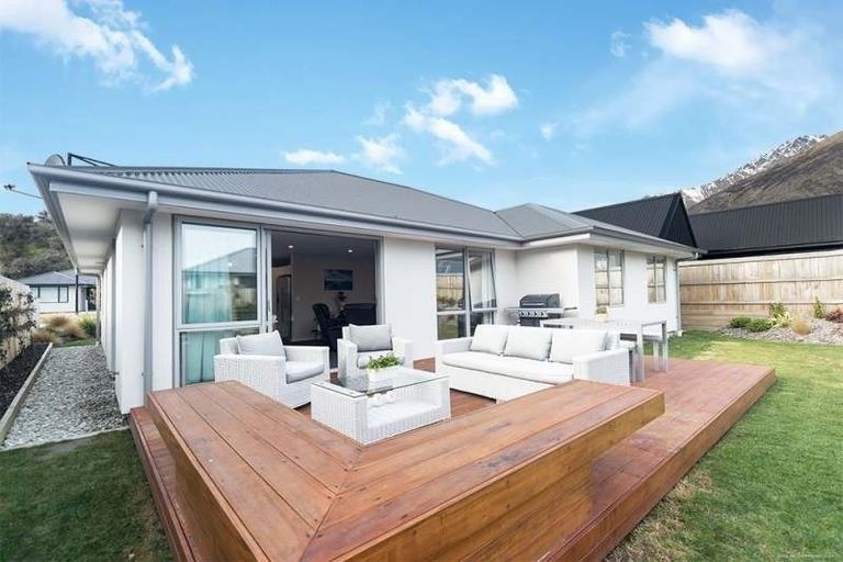 Photo of property in 79 Risinghurst Terrace, Lower Shotover, Queenstown, 9304