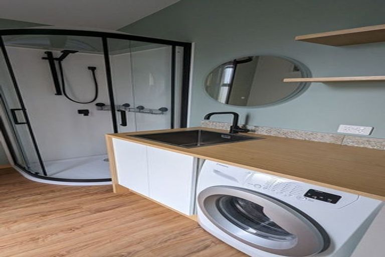 Photo of property in 9 Rifleman Lane, Redcliffs, Christchurch, 8081