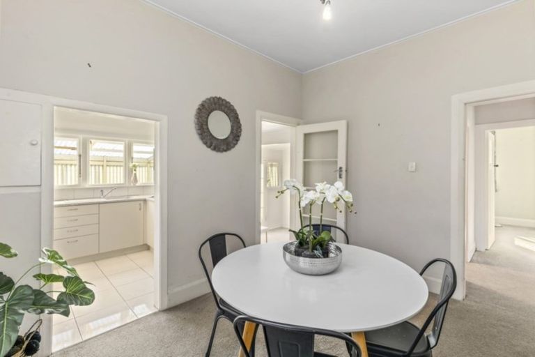 Photo of property in 15 Collins Street, Petone, Lower Hutt, 5012