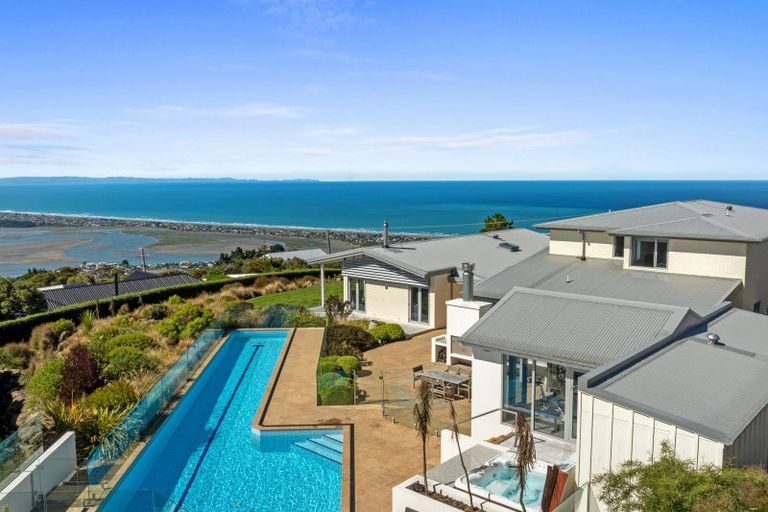 Photo of property in 342 Mount Pleasant Road, Mount Pleasant, Christchurch, 8081