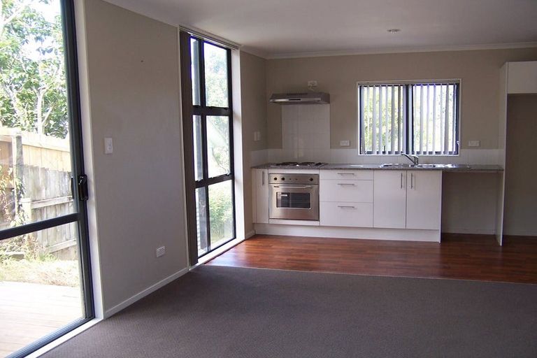 Photo of property in 45 Sunline Avenue, Massey, Auckland, 0614