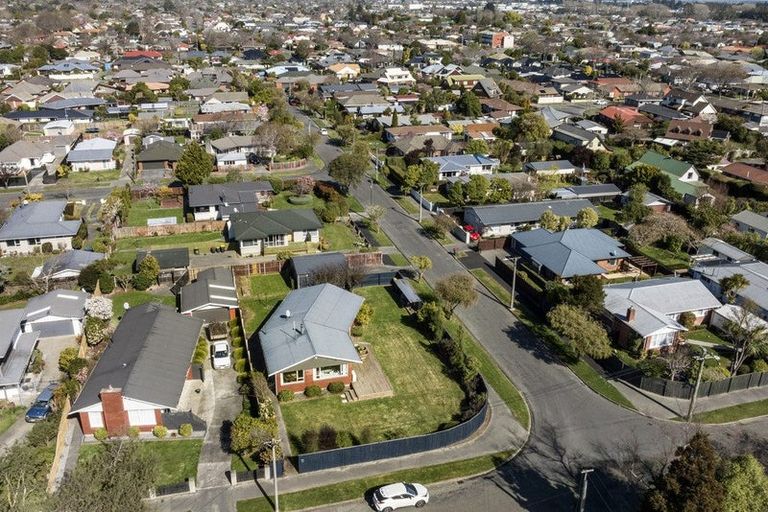 Photo of property in 25 Fairford Street, Bishopdale, Christchurch, 8053