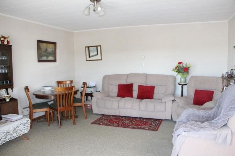 Photo of property in 1-4/18 Douglas Street, Highfield, Timaru, 7910