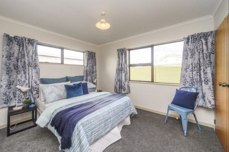 Photo of property in 7a Marama Crescent, Palmerston North, 4414