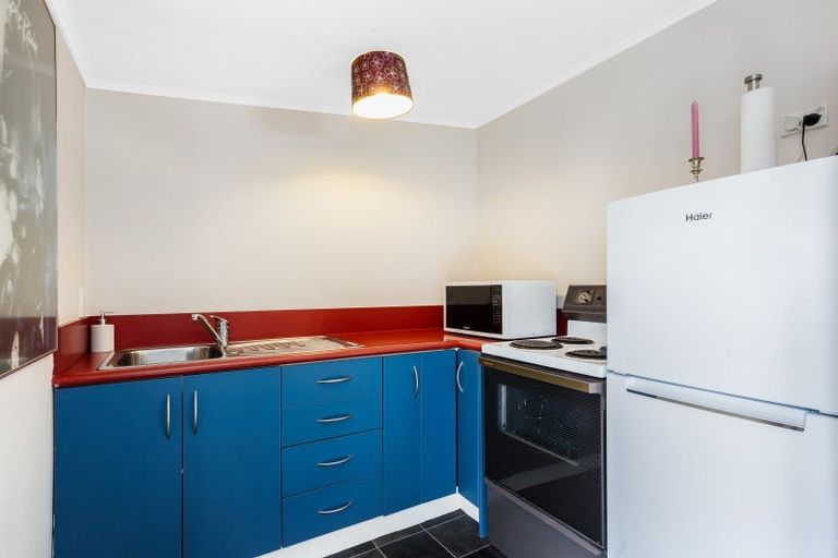 Photo of property in 188 Wellington Road, Wainuiomata, Lower Hutt, 5014