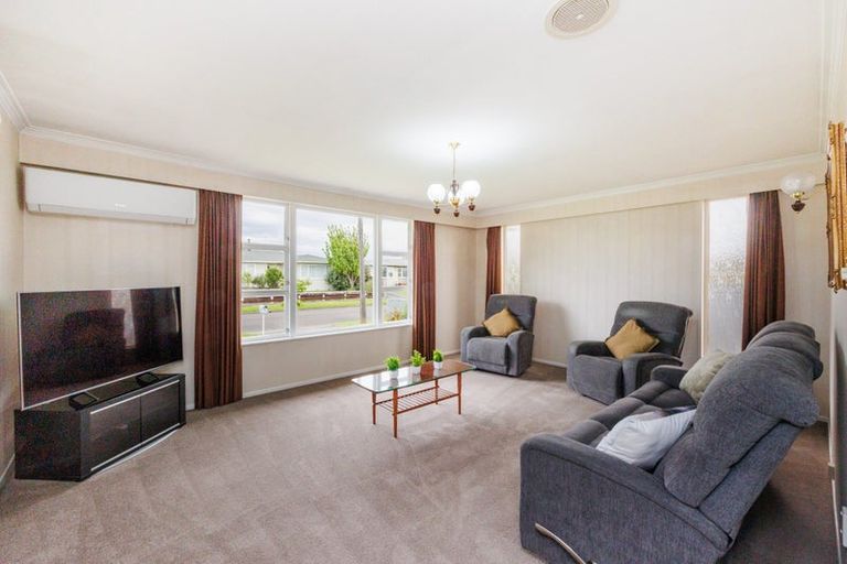 Photo of property in 10 Marsden Place, Awapuni, Palmerston North, 4412