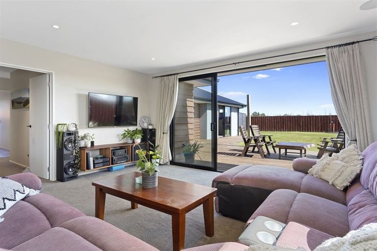 Photo of property in 149 Townsend Road, Rangiora, 7400