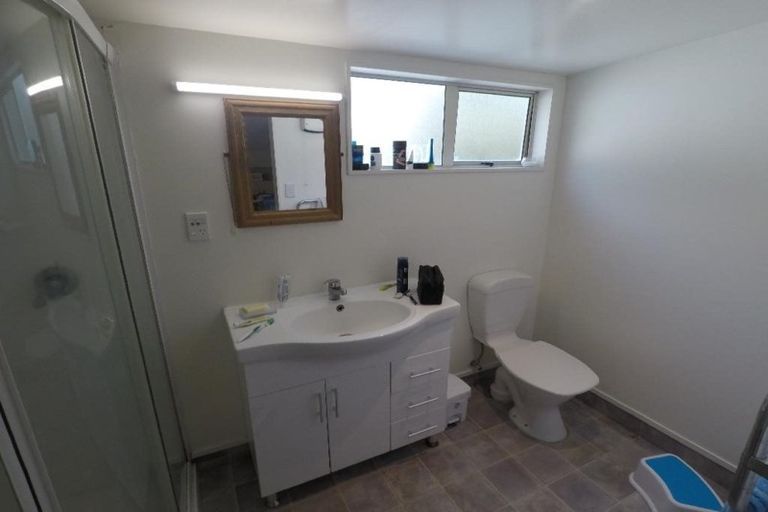 Photo of property in 123a Glenmore Street, Kelburn, Wellington, 6012