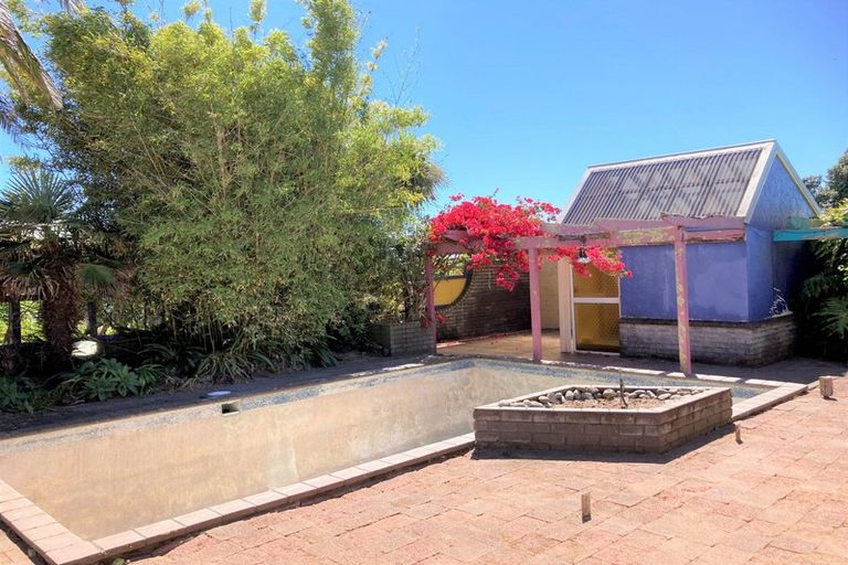 Photo of property in 42 Hume Street, Waitara, 4320