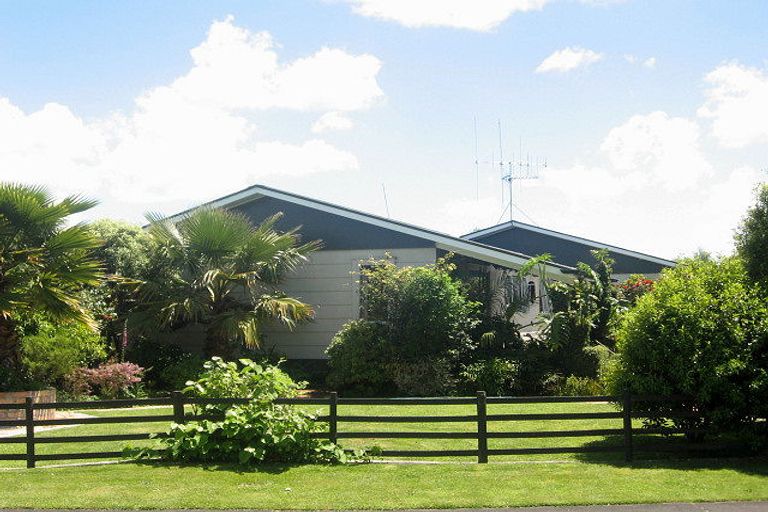 Photo of property in 8 Buckland Place, Cambridge, 3434