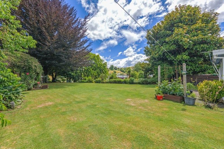 Photo of property in 159 Hautapu Street, Taihape, 4720