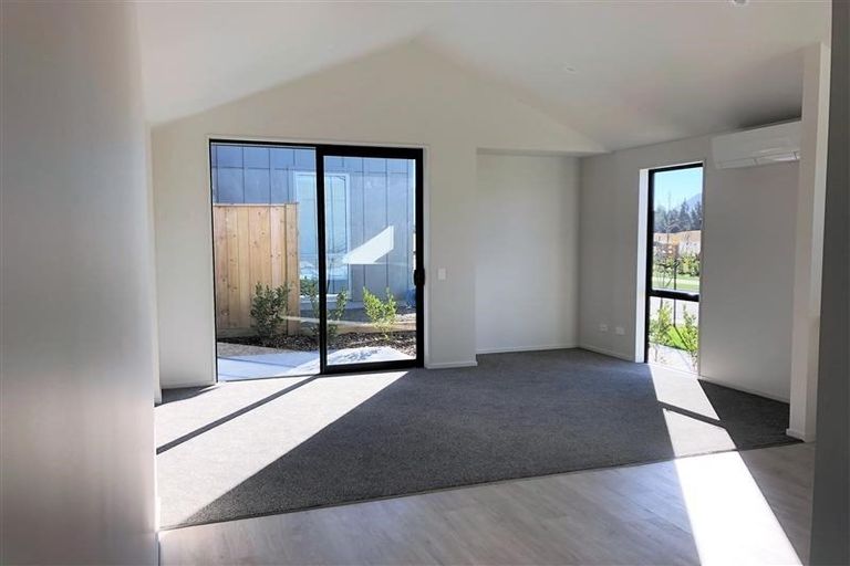 Photo of property in 9 Merivale Avenue, Wanaka, 9305