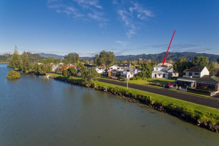 Photo of property in 16 Hamilton Crescent, Whitianga, 3510
