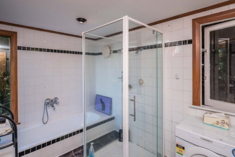 Photo of property in 579 Hutt Road, Horokiwi, Wellington, 5016