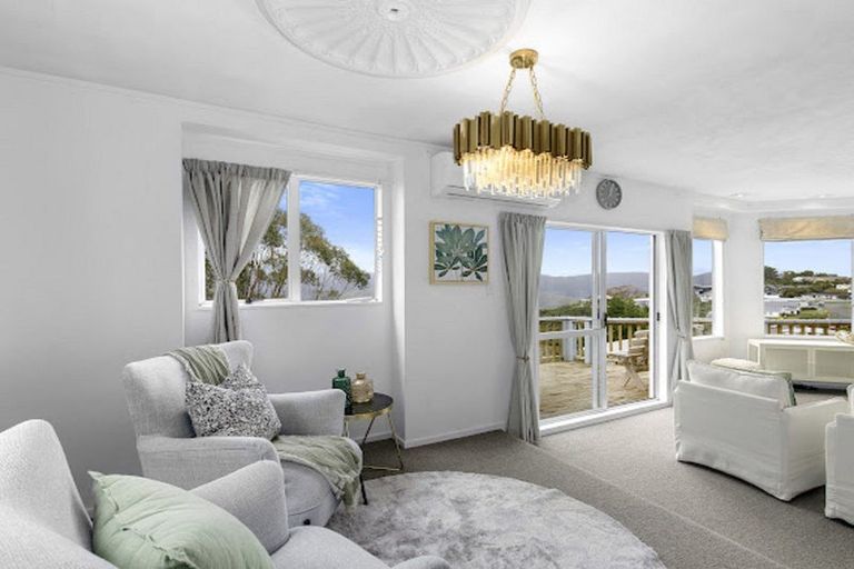 Photo of property in 2/259 Major Drive, Kelson, Lower Hutt, 5010