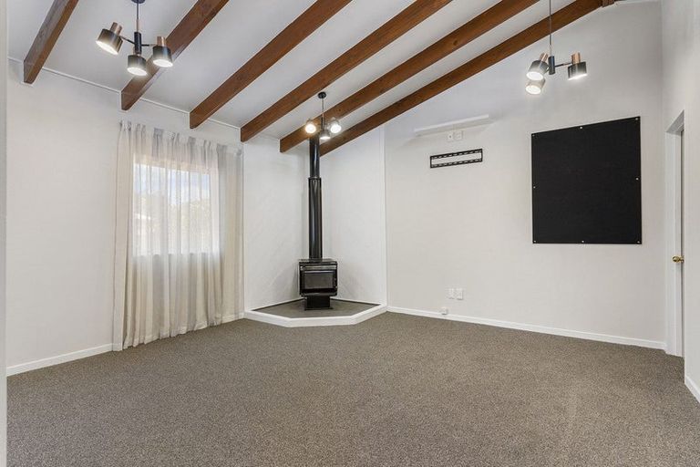 Photo of property in 302 Dickson Road, Papamoa Beach, Papamoa, 3118