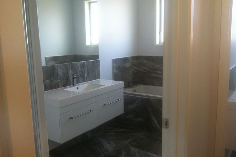 Photo of property in 6 Raithburn Terrace, Pokeno, 2402