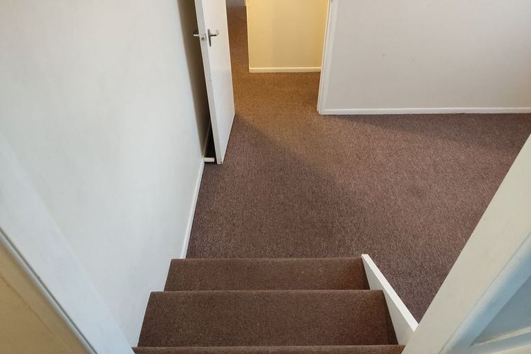 Photo of property in 31 Hobart Crescent, Wattle Downs, Auckland, 2103