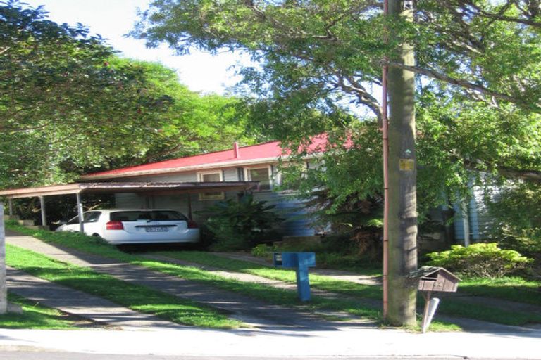 Photo of property in 82 Beazley Avenue, Paparangi, Wellington, 6037